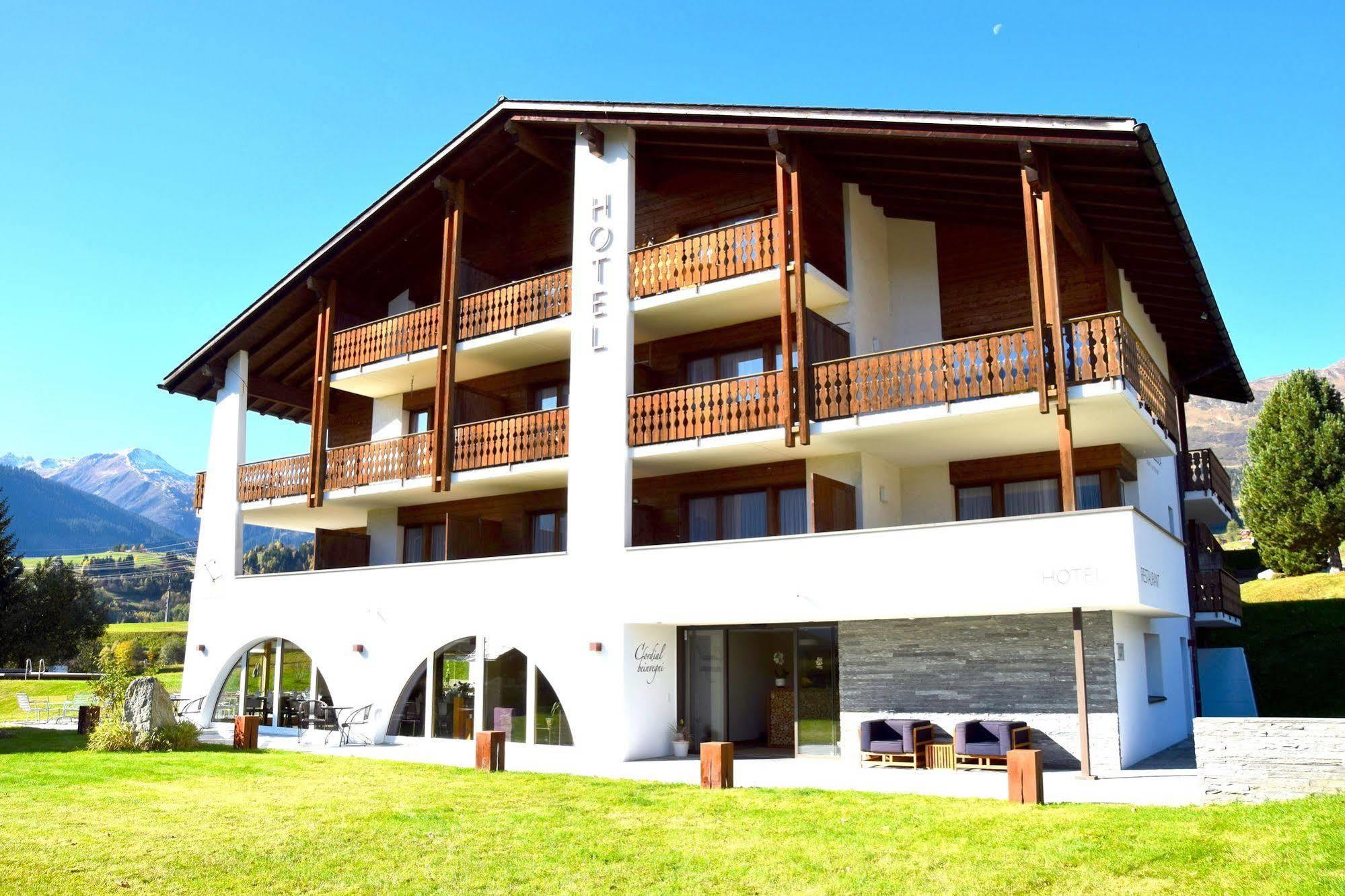 Hotel Pazzola Disentis Exteriér fotografie
